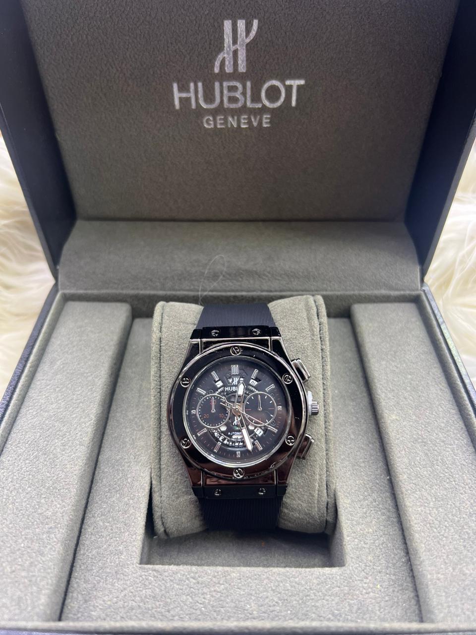 Hublot Classic Fusion Chronograph Automatic Mens Watch (Navy Blue)