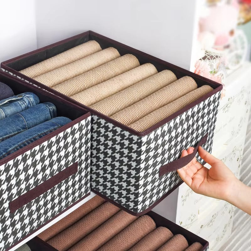 PRINTED CLOTHES STORAGE BOX