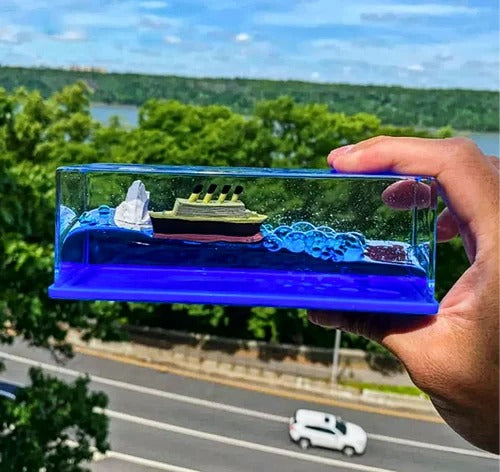 Titanic Ship Fluid Liquid Drift Bottle